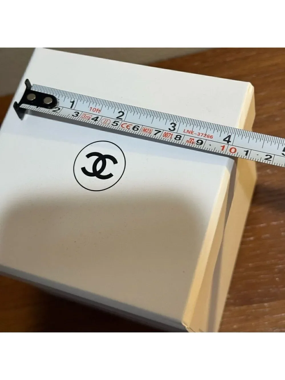 CHANEL nib authentic